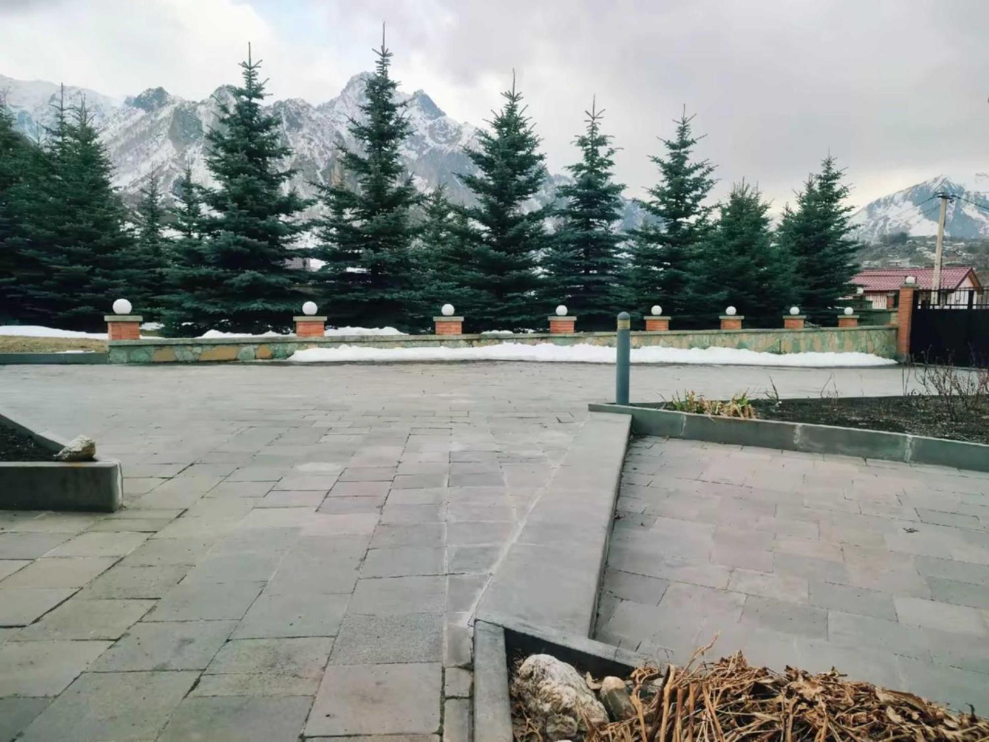 Vardisubani Villa Kazbegi Exteriör bild