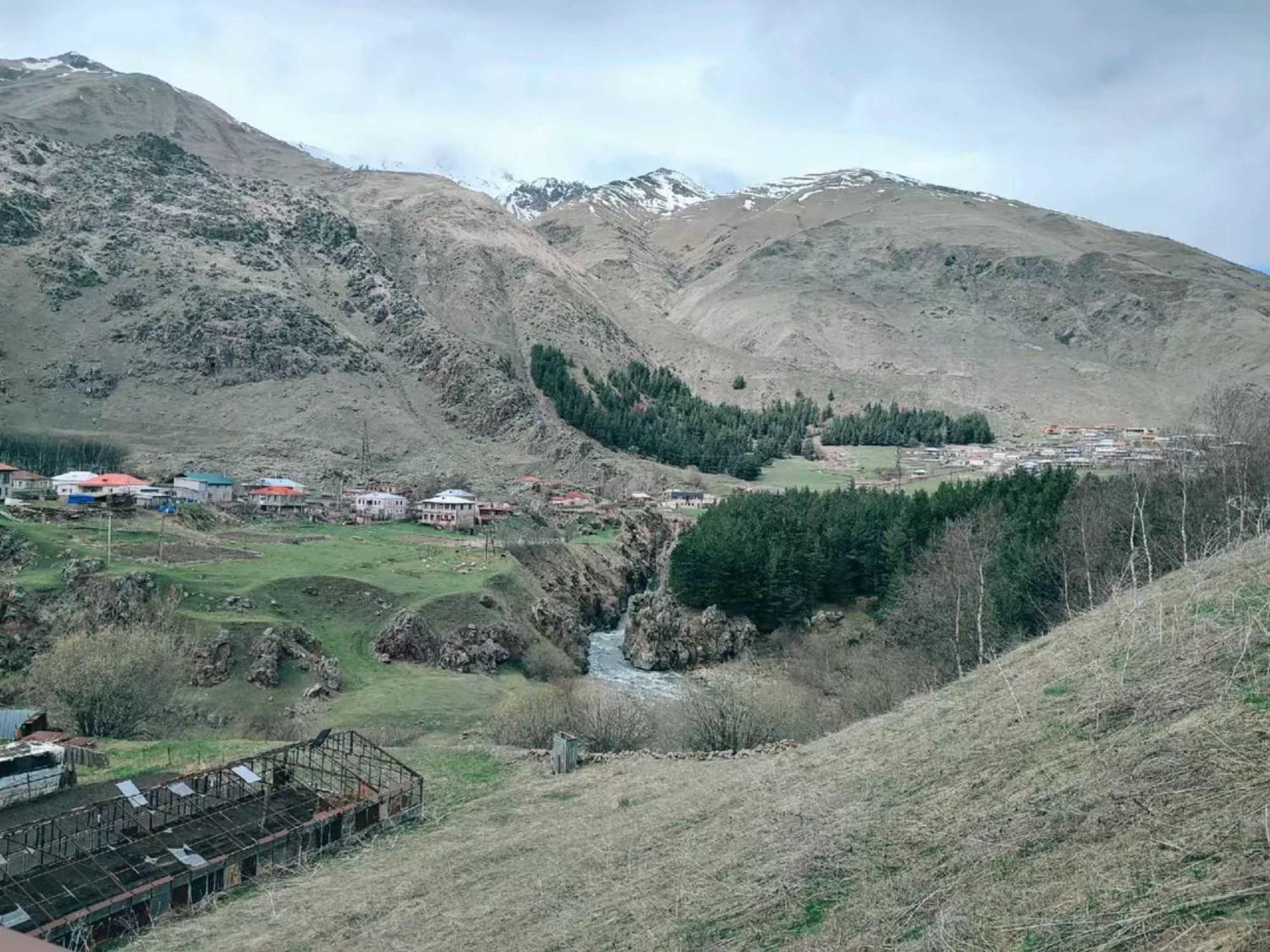 Vardisubani Villa Kazbegi Exteriör bild